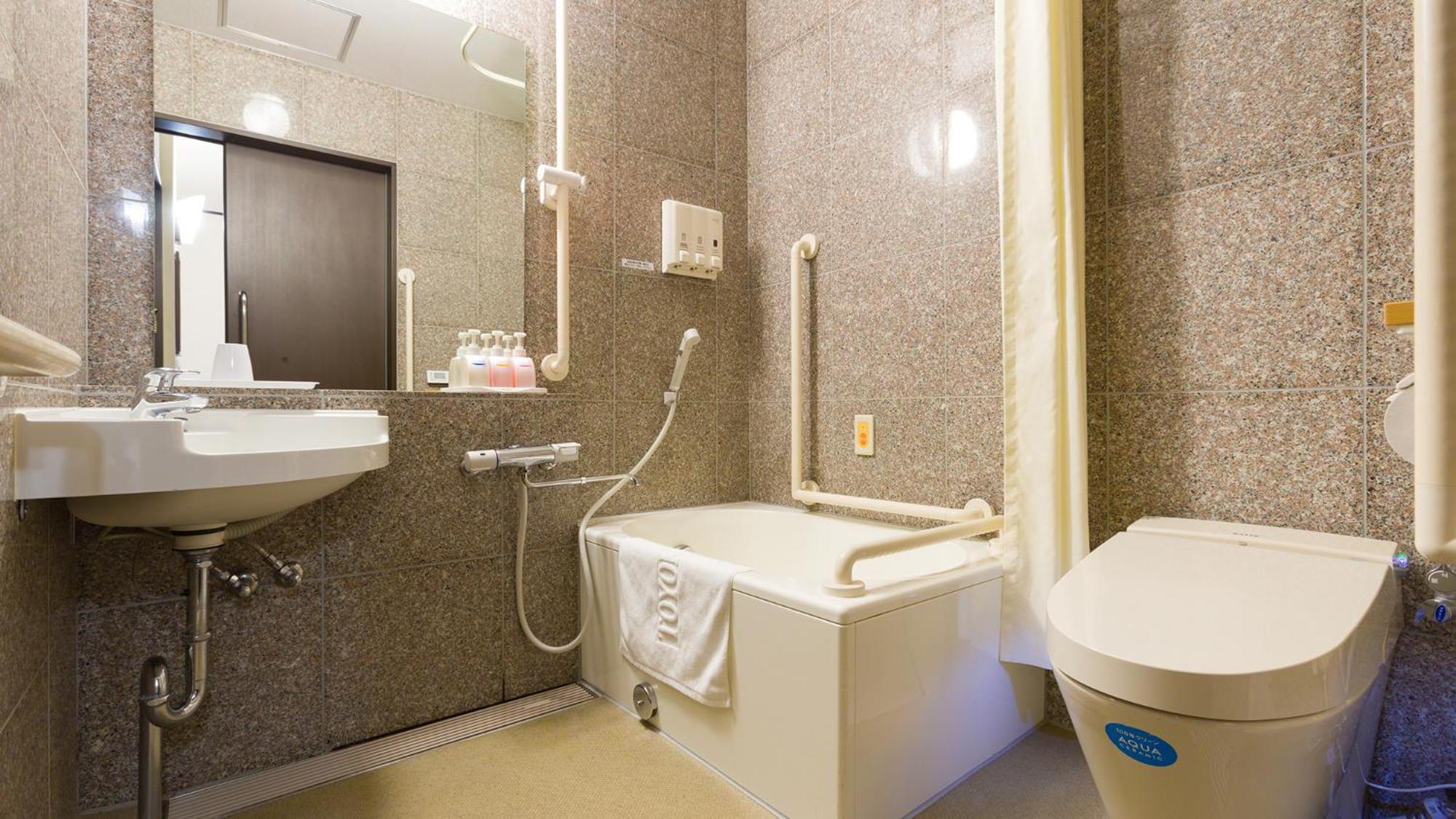 Toyoko Inn Saitama Iwatsuki Ekimae Bagian luar foto